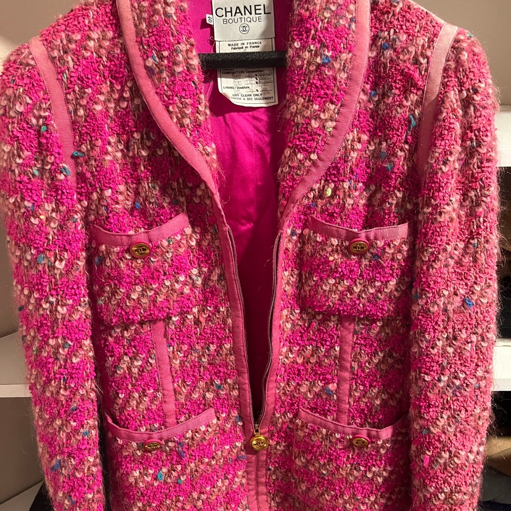 Always in style pink CHANEL jacket perfect for fall or spring